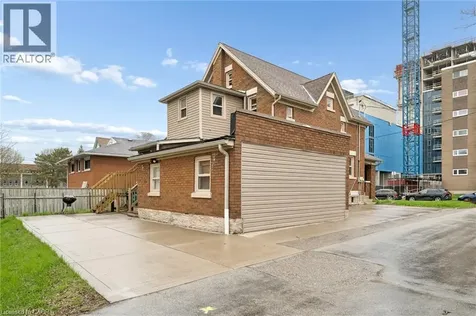 22 Dellroy Avenue Kitchener ON N2A 2S1