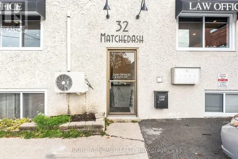 32 Matchedash Street North Orillia ON L3V 4T5