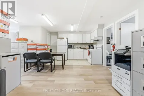 32 Matchedash Street North Orillia ON L3V 4T5