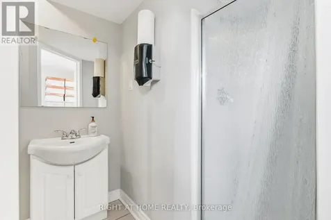 32 Matchedash Street North Orillia ON L3V 4T5