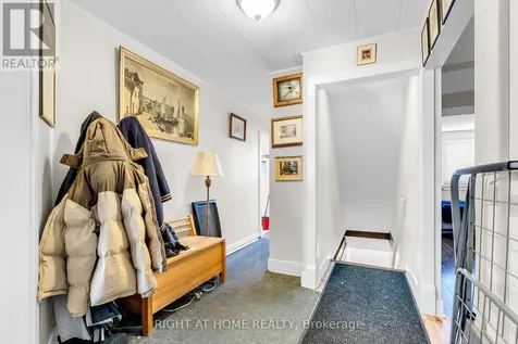 32 Matchedash Street North Orillia ON L3V 4T5