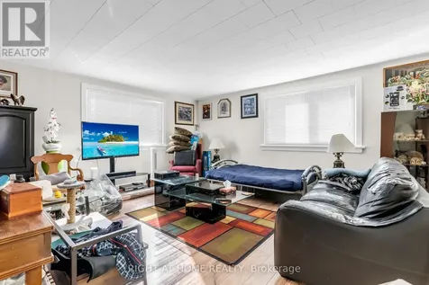32 Matchedash Street North Orillia ON L3V 4T5