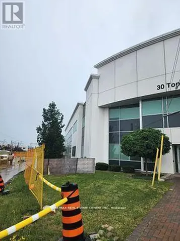 30 Topflight Drive Mississauga (gateway) ON L5S 0A8