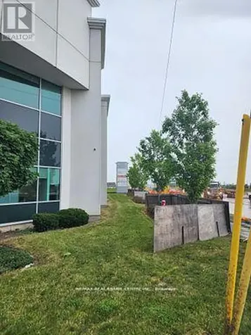 30 Topflight Drive Mississauga (gateway) ON L5S 0A8