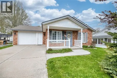 424 John Street Dunnville ON N1A 2R2