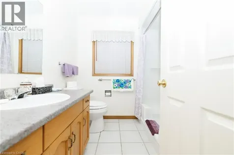 424 John Street Dunnville ON N1A 2R2