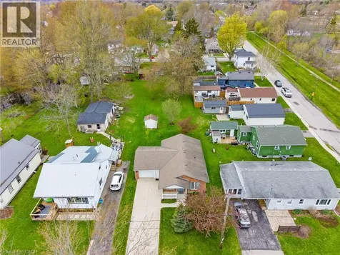 424 John Street Dunnville ON N1A 2R2