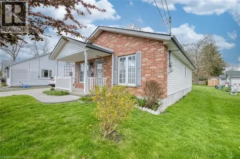 424 John Street Dunnville ON N1A 2R2