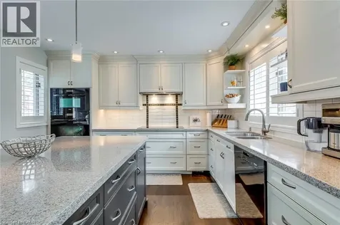 48 Forsythe Street Oakville ON L6K 3J7