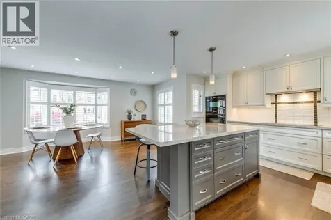 48 Forsythe Street Oakville ON L6K 3J7