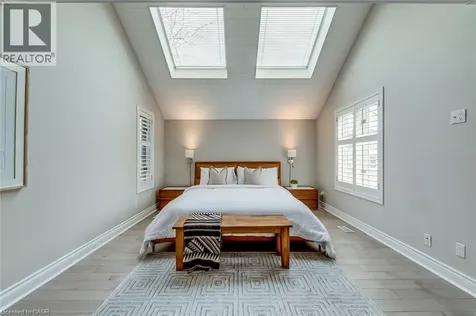 48 Forsythe Street Oakville ON L6K 3J7