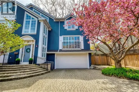 48 Forsythe Street Oakville ON L6K 3J7