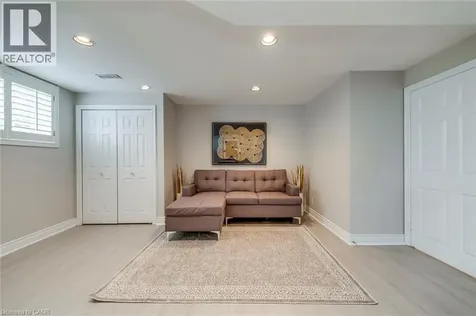 48 Forsythe Street Oakville ON L6K 3J7