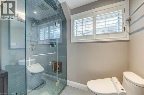 48 Forsythe Street Oakville ON L6K 3J7