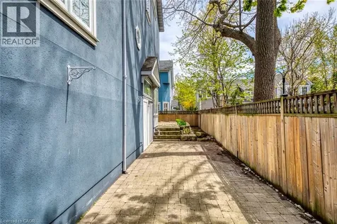 48 Forsythe Street Oakville ON L6K 3J7