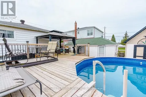 803 Leonard Avenue East Cornwall ON K6J 1L5