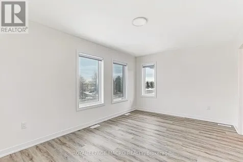 34 Winters Crescent Collingwood ON L9Y 5T1