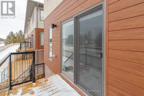 34 Winters Crescent Collingwood ON L9Y 5T1
