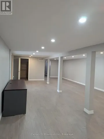 9405 Beachwood Road Highway Collingwood ON L9Y 3Z1