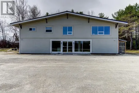 9405 Beachwood Road Highway Collingwood ON L9Y 3Z1