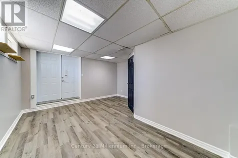 9405 Beachwood Road Highway Collingwood ON L9Y 3Z1