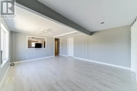 9405 Beachwood Road Highway Collingwood ON L9Y 3Z1