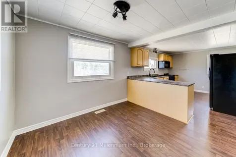 9405 Beachwood Road Highway Collingwood ON L9Y 3Z1