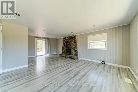 9405 Beachwood Road Highway Collingwood ON L9Y 3Z1