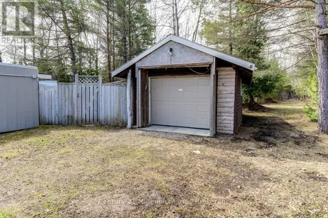 9405 Beachwood Road Highway Collingwood ON L9Y 3Z1