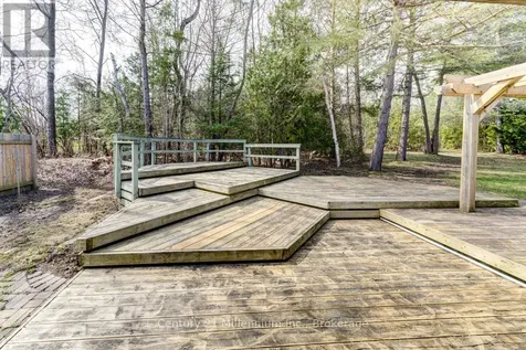 9405 Beachwood Road Highway Collingwood ON L9Y 3Z1