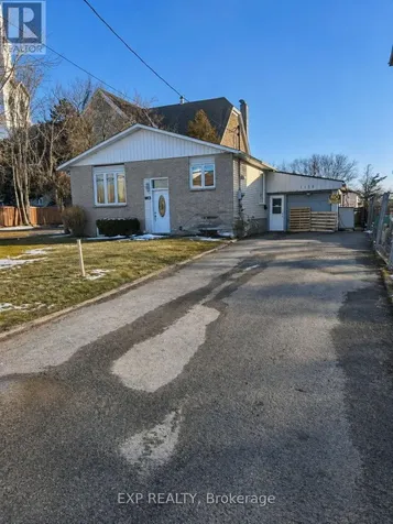 1158 Street Pierre Street Ottawa ON K1C 1L5