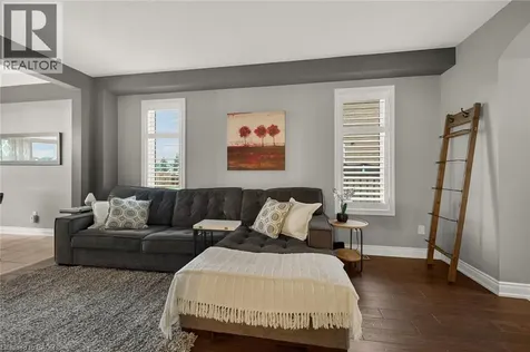 100 Narbonne Crescent Stoney Creek ON L8J 0J6