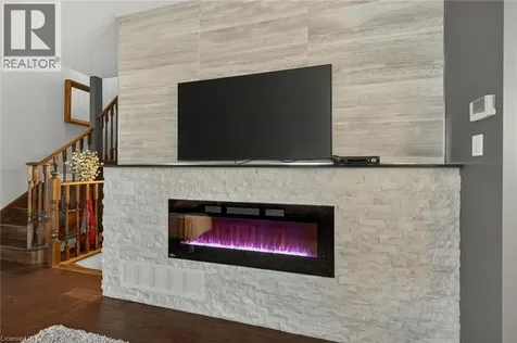 100 Narbonne Crescent Stoney Creek ON L8J 0J6