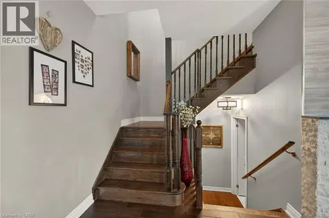 100 Narbonne Crescent Stoney Creek ON L8J 0J6