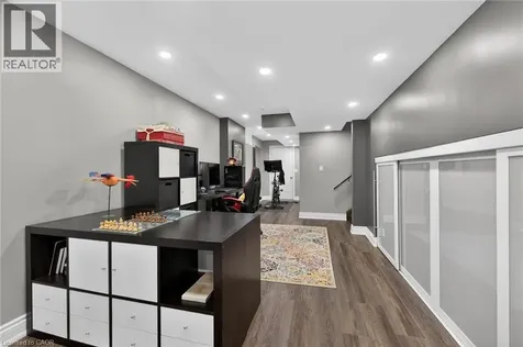 100 Narbonne Crescent Stoney Creek ON L8J 0J6