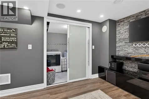 100 Narbonne Crescent Stoney Creek ON L8J 0J6