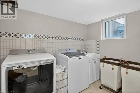 100 Narbonne Crescent Stoney Creek ON L8J 0J6