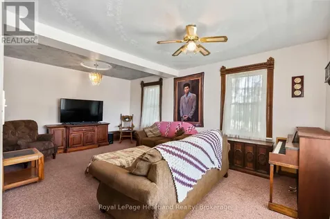 78 Bruce Road 86 Huron-kinloss ON N0G 2W0