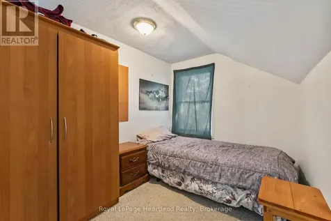 78 Bruce Road 86 Huron-kinloss ON N0G 2W0