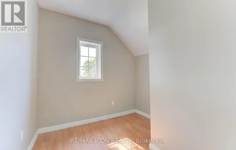 138 Courtland Avenue East Kitchener ON N2G 2V1