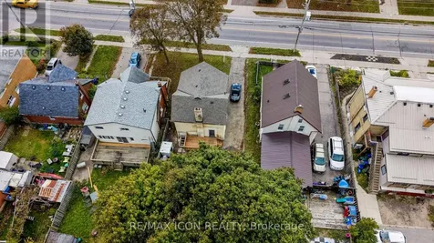 138 Courtland Avenue East Kitchener ON N2G 2V1