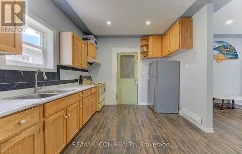 138 Courtland Avenue East Kitchener ON N2G 2V1