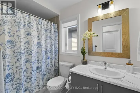54 Eberhardt Drive Wasaga Beach ON L9Z 0K5