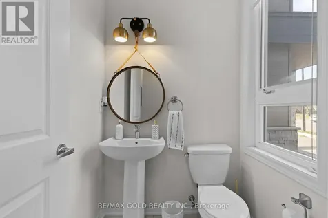 54 Eberhardt Drive Wasaga Beach ON L9Z 0K5