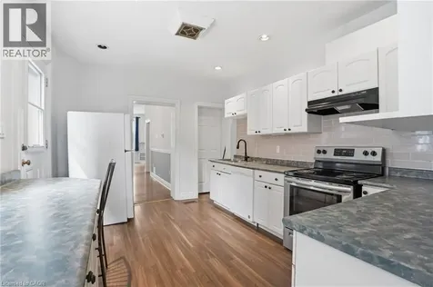 137 Market Street Hamilton ON L8R 1N7