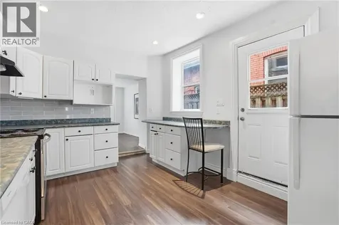 137 Market Street Hamilton ON L8R 1N7