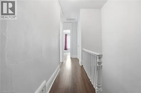 137 Market Street Hamilton ON L8R 1N7