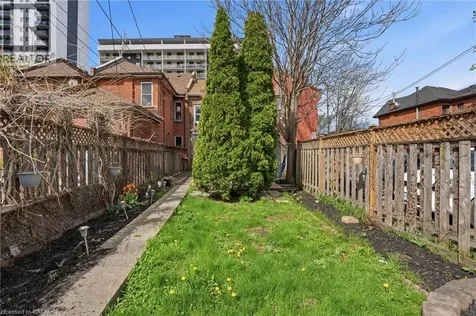 137 Market Street Hamilton ON L8R 1N7