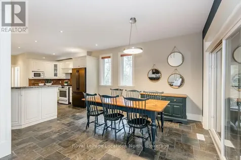 119 Earl Street Wasaga Beach ON L9Z 2P5