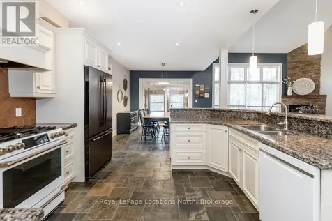 119 Earl Street Wasaga Beach ON L9Z 2P5